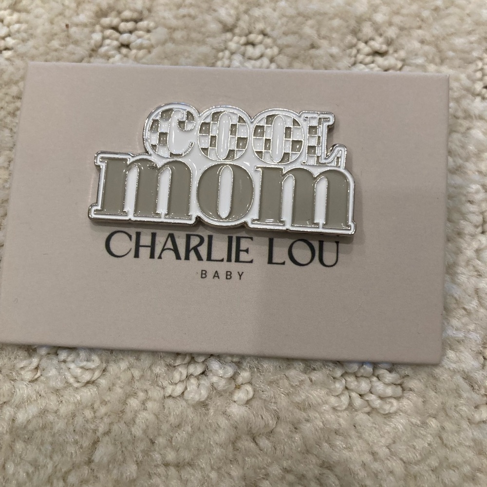 🔴Charlie Lou pin